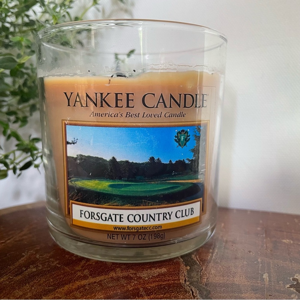 Yankee Candle jar scented Forsgate Country Club New Jersey Monroe sun sand 7 oz